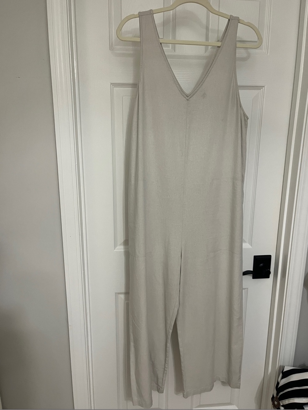 Universal Thread V-Neck Wide-Leg Sleeveless Jumpsuit — Light Beige